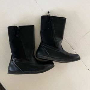 Billy black boots